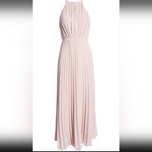 Chi Chi London, Long, Pleated halter gown, Sz. 10, dusty pink 🩷